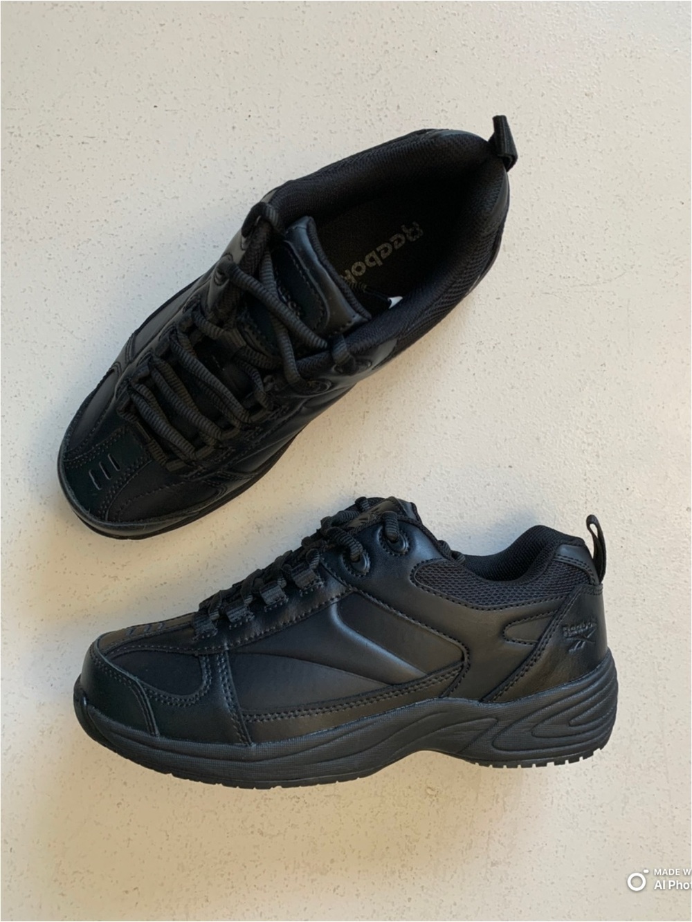 Reebok Jorie Athletic Work Shoe Size 10 Soft Toe Slip Resistant NEW IN BOX